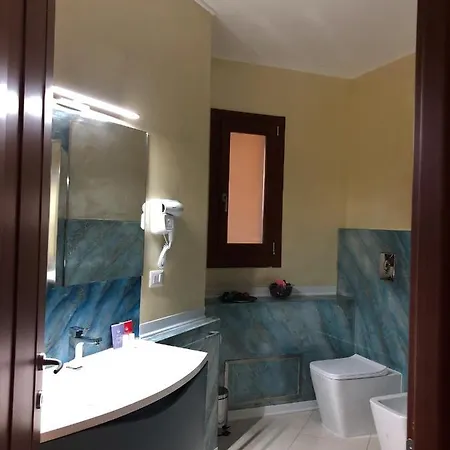 La Piazzetta 4*
