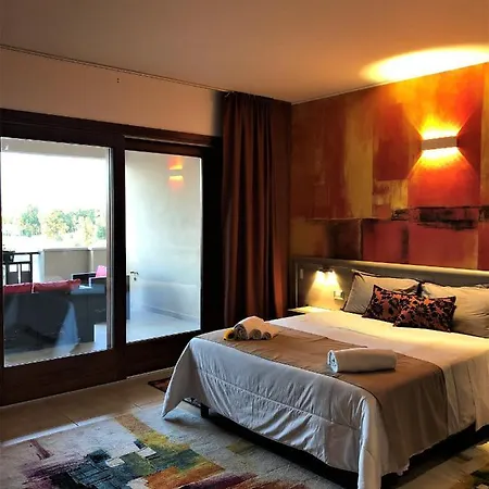 La Piazzetta بيت ضيافة 4*
